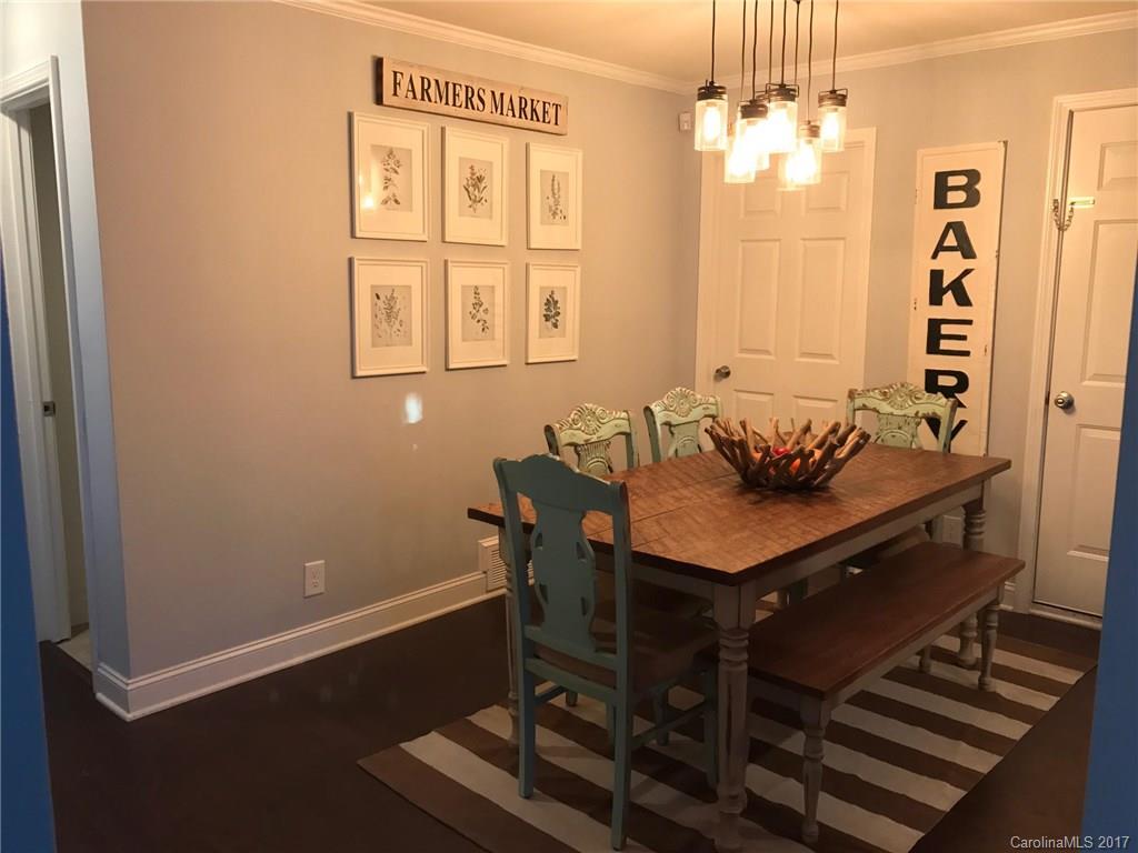 629 Lochridge Road, Unit 32 Charlotte, NC 28209 - Photo 5 of 13 Gallery Image 5