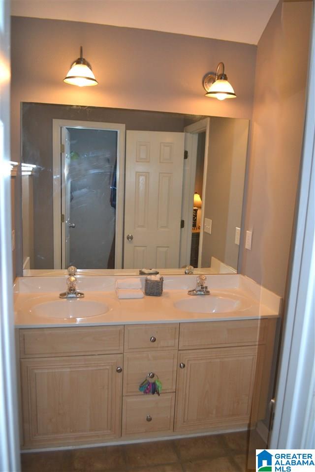 130 Horseshoe Circle Alabaster, AL 35007 - Photo 19 of 34