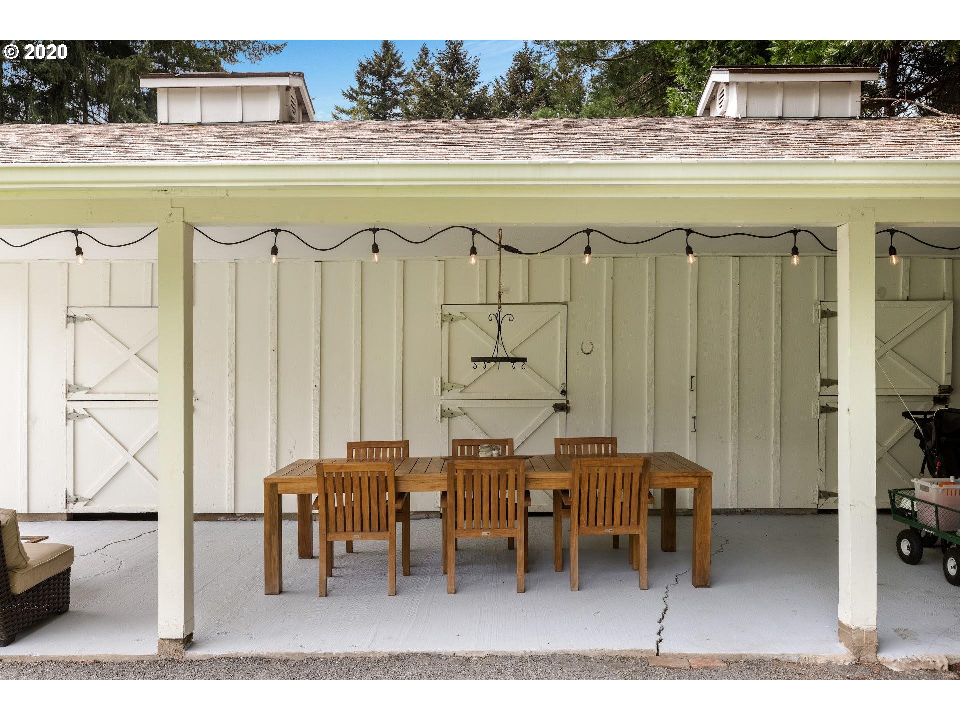 21883 Airport Road Northeast Aurora, OR 97002 - Photo 31 of 32 Gallery Image 31