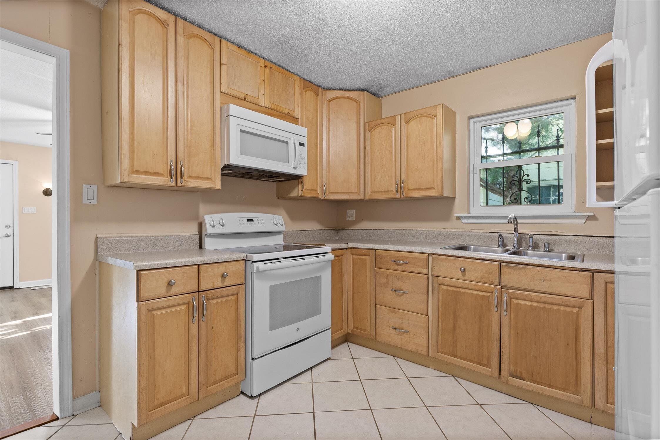 4902 Cameron Lane Chattanooga, TN 37411 - Photo 8 of 20 11-Cameron-8