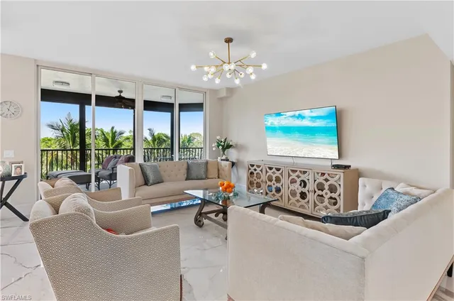 $4,000 | 23650 Via Veneto, Unit 302, Bonita Springs, FL 34134