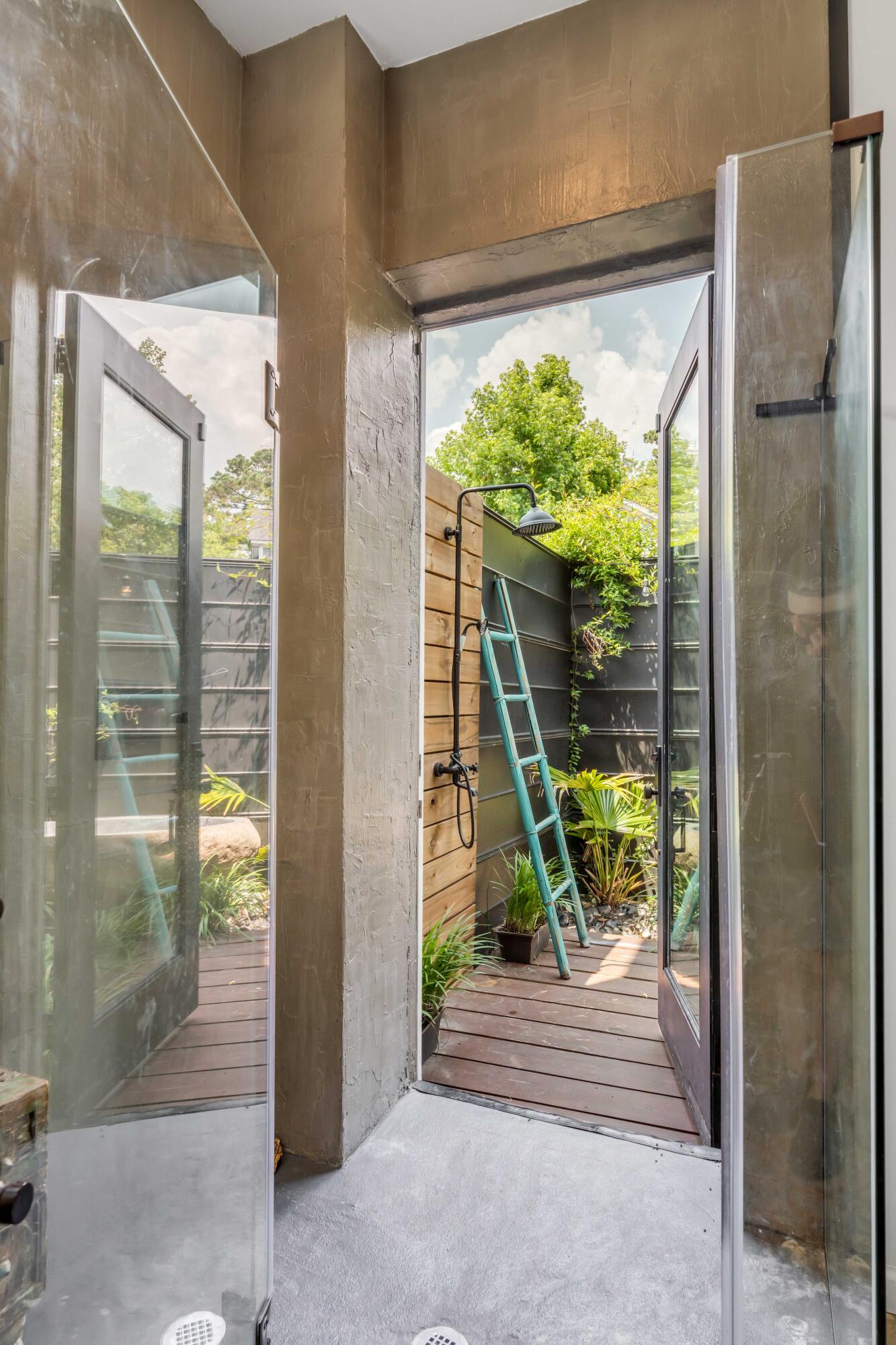 1430 Jefferson Road Mount Pleasant, SC 29466 - Photo 17 of 26 Guest Bath