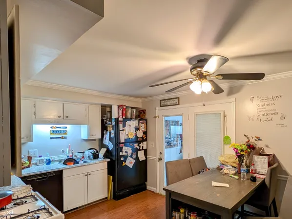 $299,900 | 3720 Camelot Lane, Columbus, IN 47203