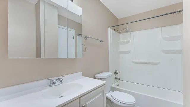 $369,900 | 16407 Griffon Trail, Lakeville, MN 55044