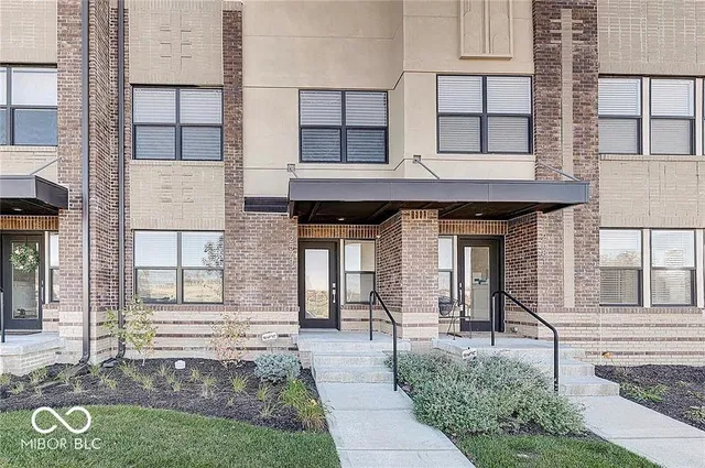 $2,600 | 2579 Filson Street, Carmel, IN 46032