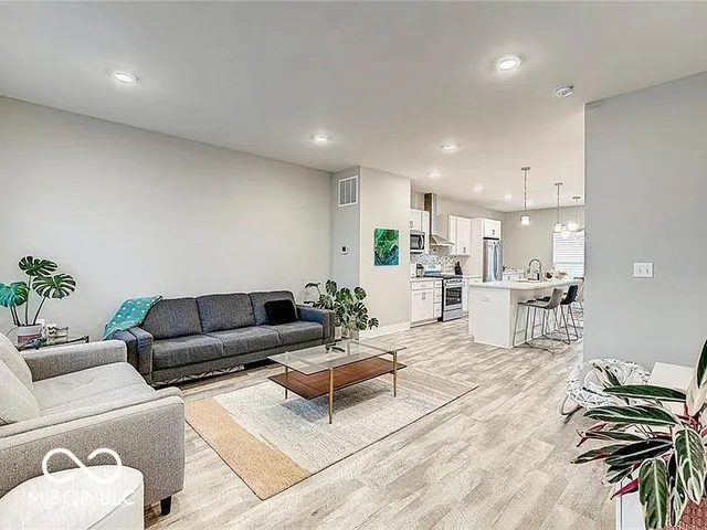 $2,600 | 2579 Filson Street, Carmel, IN 46032