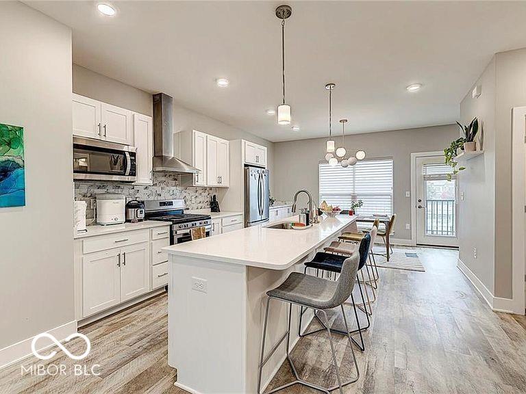 2579 Filson Street Carmel, IN 46032 - Photo 9 of 17