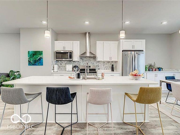 2579 Filson Street Carmel, IN 46032 - Photo 10 of 17