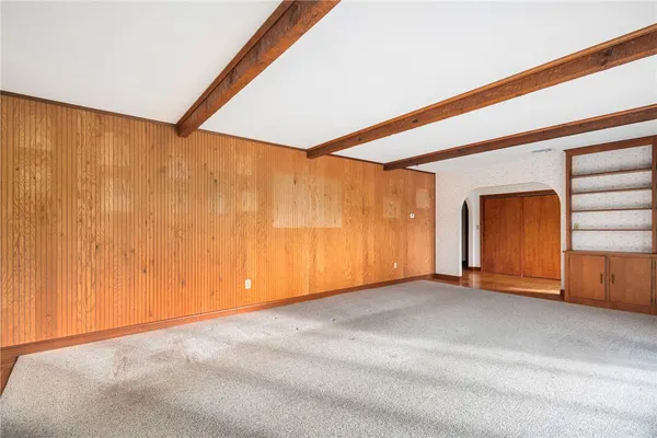 $1,200,000 | 141 Peckham Road, Little Compton, RI 02837