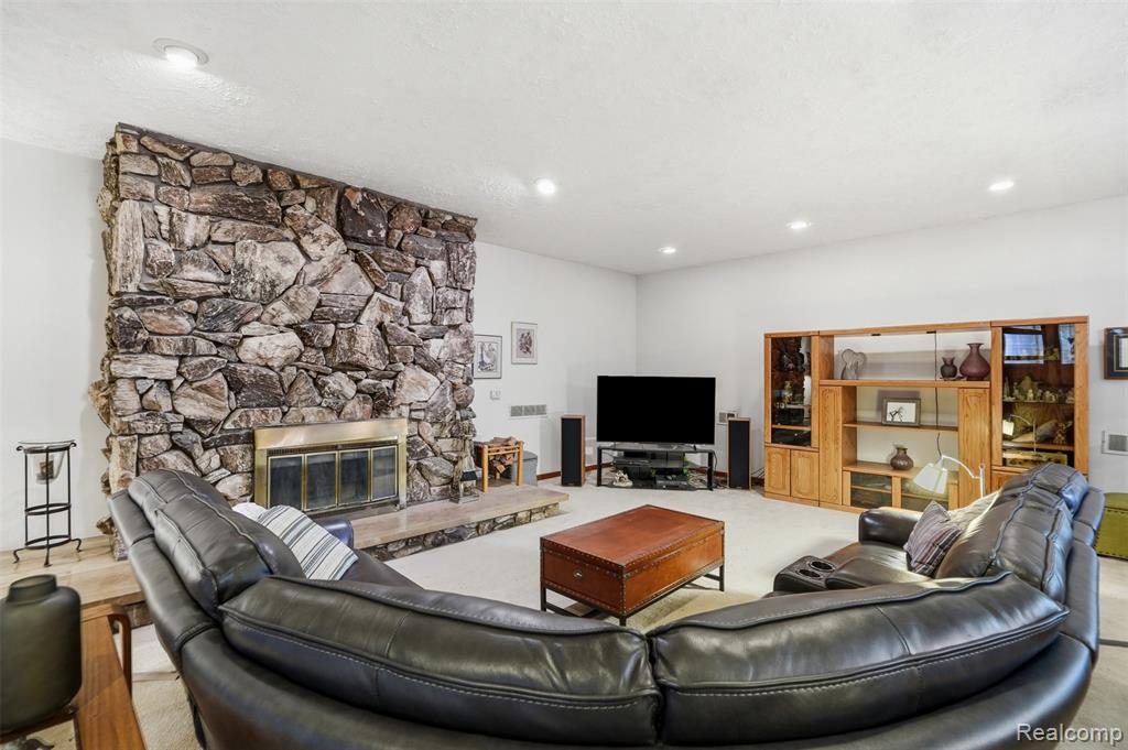 11034 East Grand River Road Brighton, MI 48116 - Photo 12 of 60