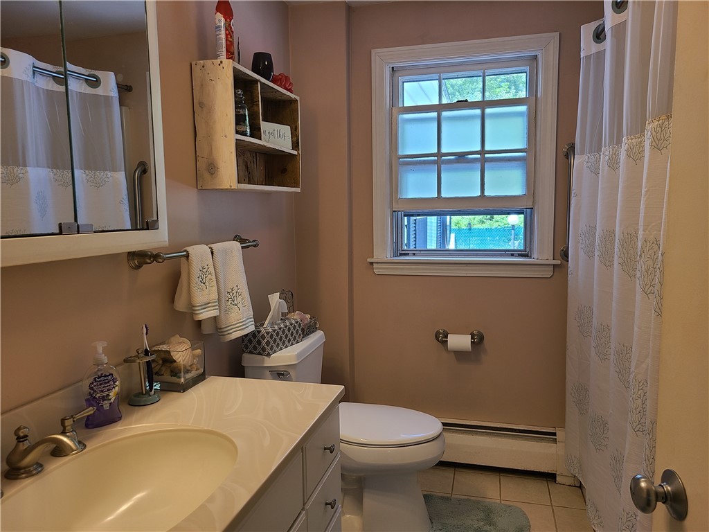 20 Spencer Road Smithfield, RI 02828 - Photo 8 of 18