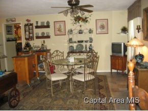 2619 Huntington Road Springfield, IL 62703 - Photo 3 of 14