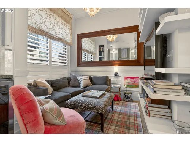 $590,000 | 2018 Northwest 16th Avenue, Portland, OR 97209