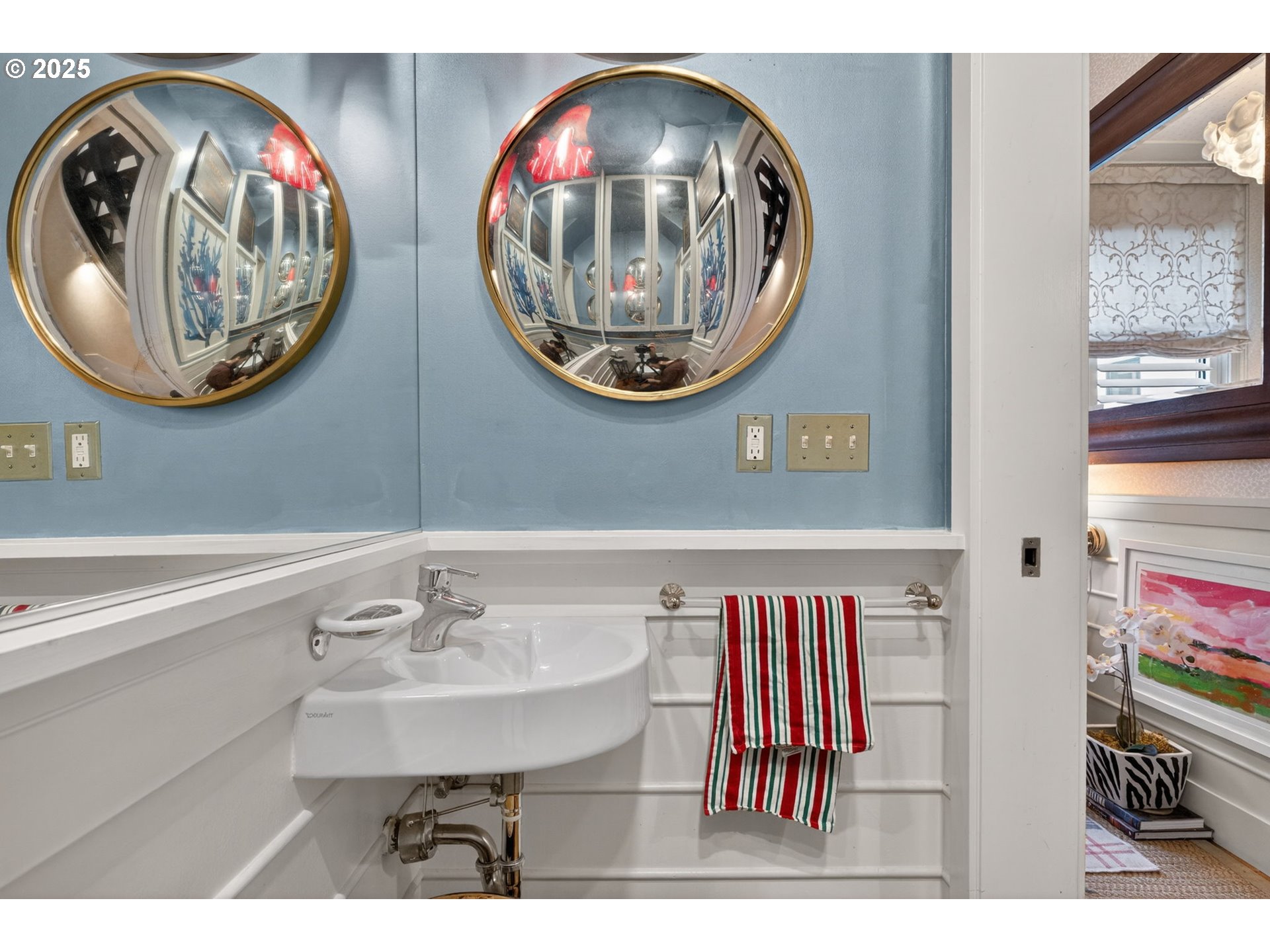 2018 Northwest 16th Avenue Portland, OR 97209 - Photo 18 of 48 a view of a livingroom with furniture and mirror