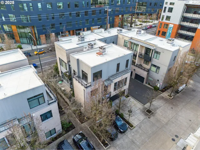 $590,000 | 2018 Northwest 16th Avenue, Portland, OR 97209