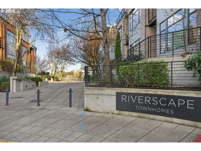 $590,000 | 2018 Northwest 16th Avenue, Portland, OR 97209