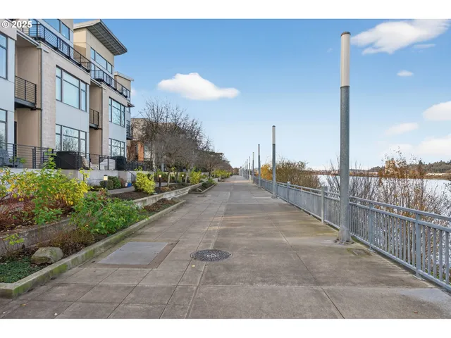 $590,000 | 2018 Northwest 16th Avenue, Portland, OR 97209