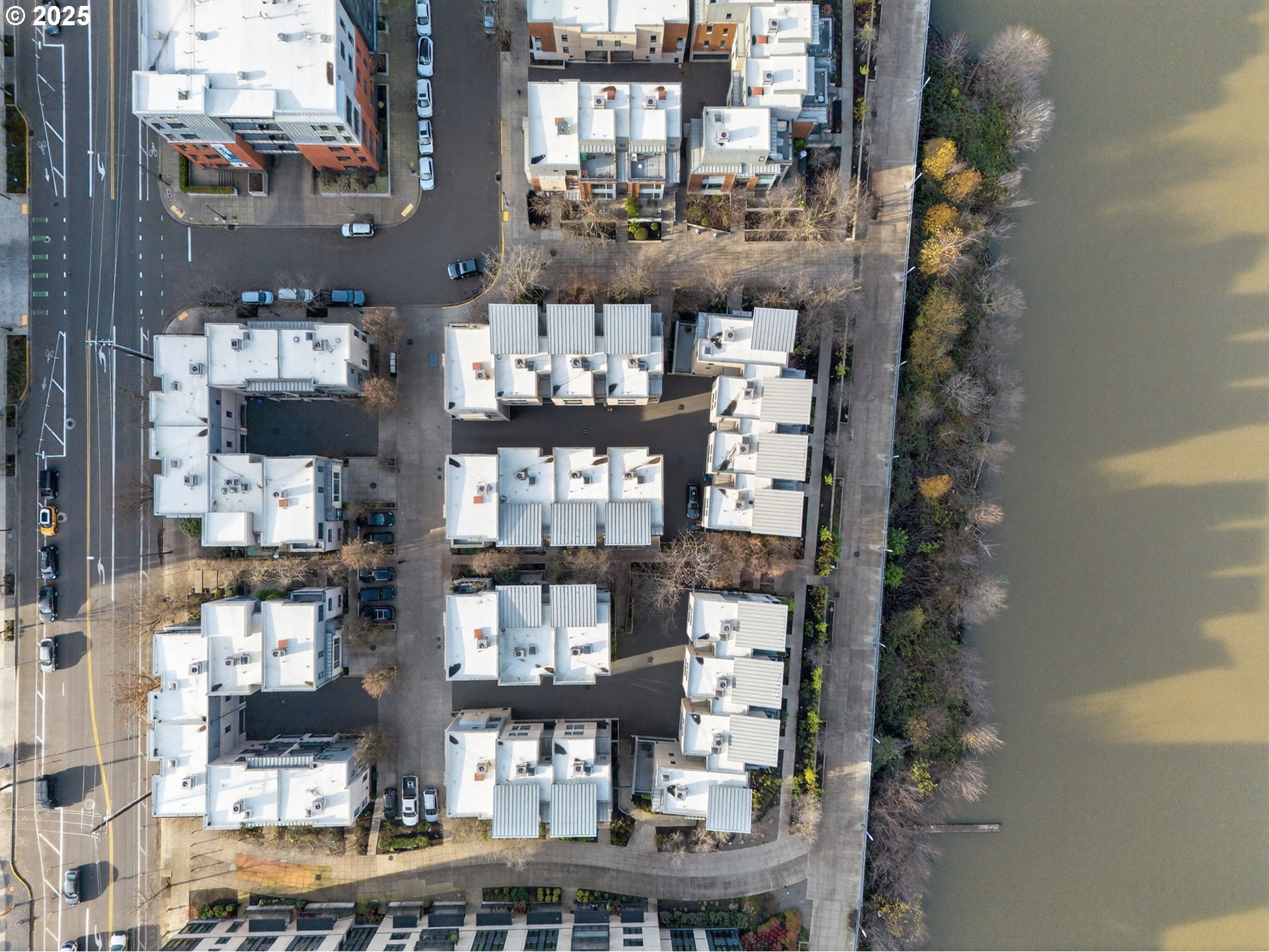 2018 Northwest 16th Avenue Portland, OR 97209 - Photo 42 of 48 a city view