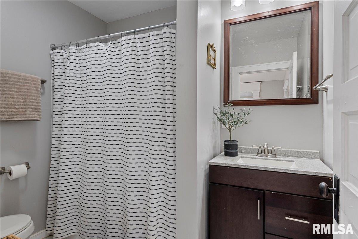 865 South English Avenue Springfield, IL 62704 - Photo 14 of 43