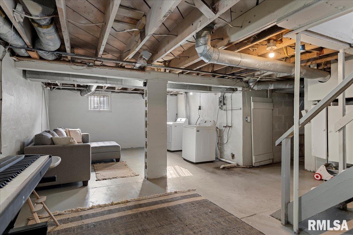 865 South English Avenue Springfield, IL 62704 - Photo 35 of 43