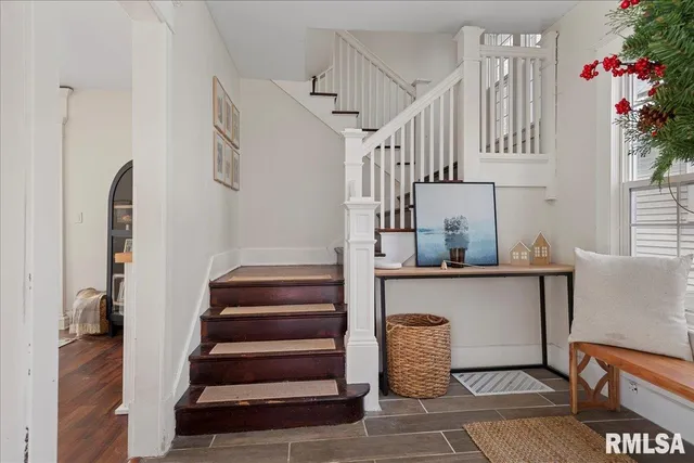 $250,000 | 865 South English Avenue, Springfield, IL 62704