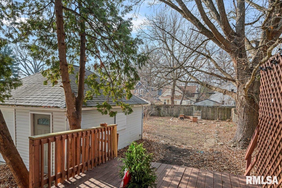 865 South English Avenue Springfield, IL 62704 - Photo 41 of 43