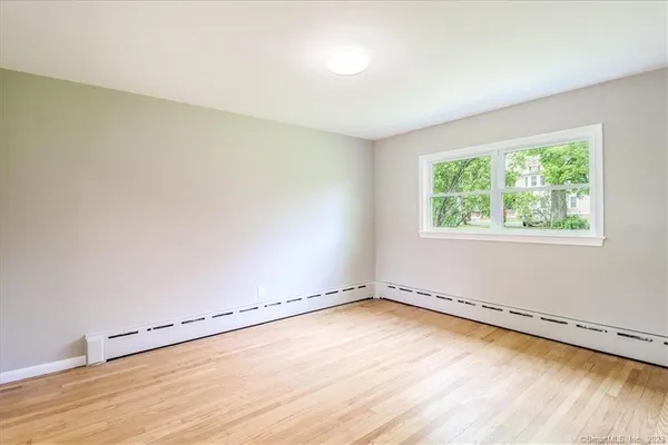 $4,000 | 20 Park Lane Road, New Milford, CT 06776