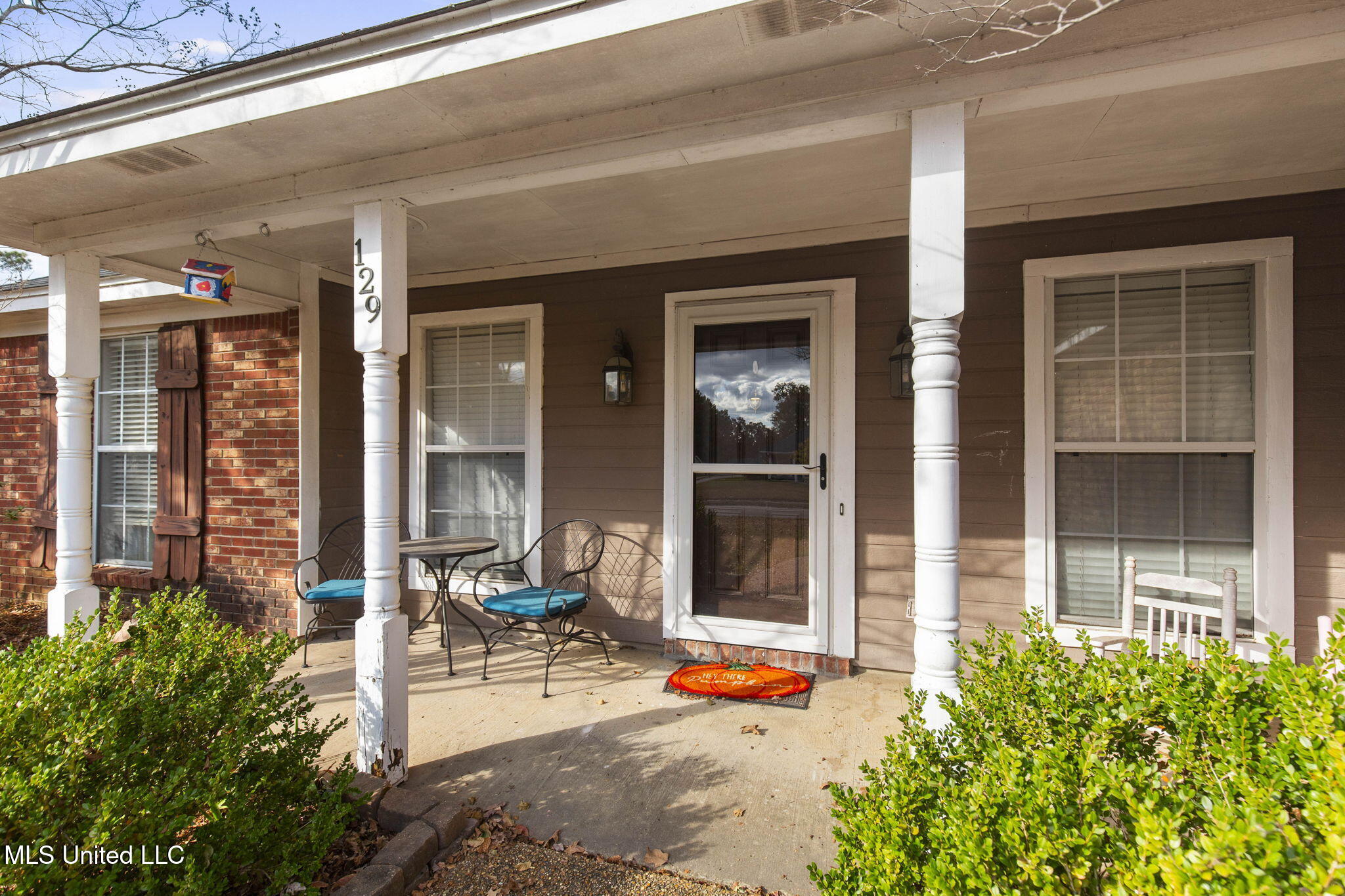 129 Post Oak Drive Brandon, MS 39047 - Photo 7 of 41 7-web-or-mls-129 Post Oak-7