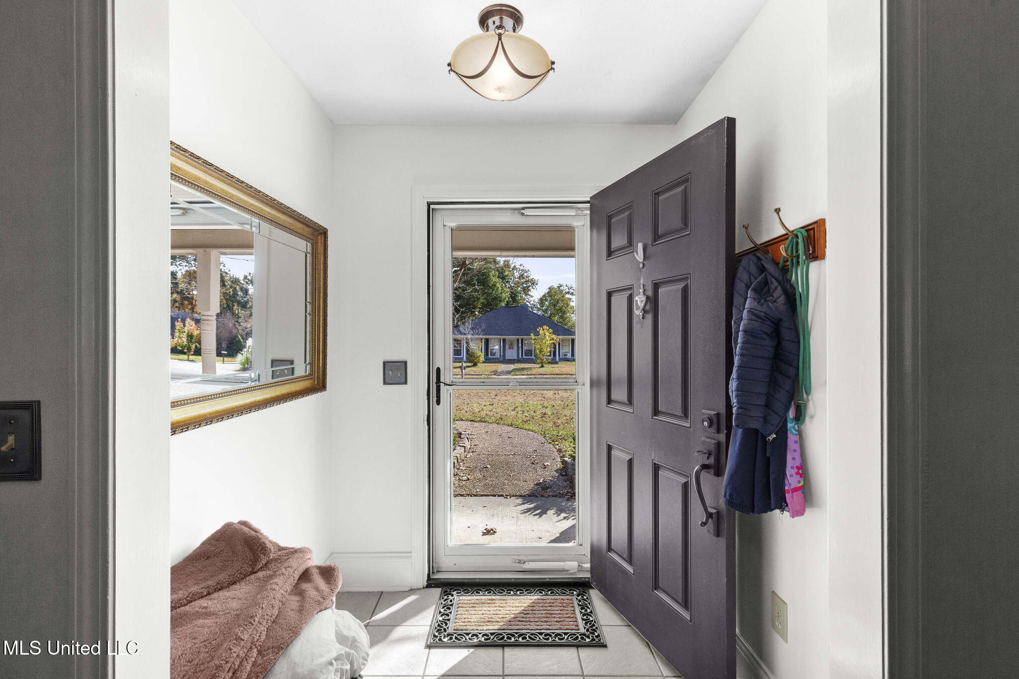 129 Post Oak Drive Brandon, MS 39047 - Photo 8 of 41 8-web-or-mls-129 Post Oak-8