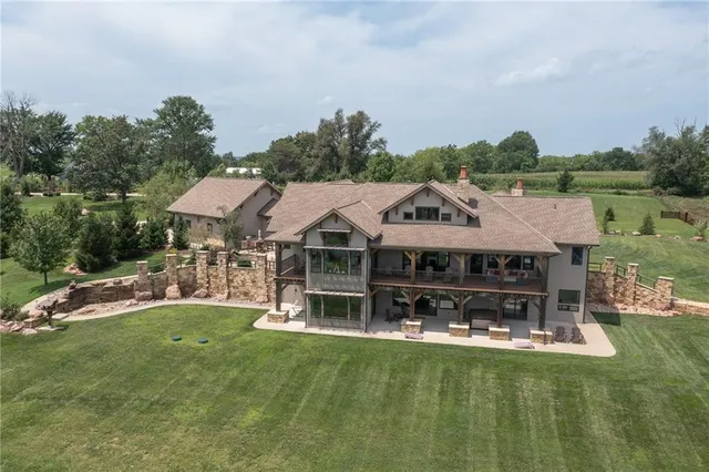 $3,599,000 | 17096 Eisenhower Road, Leavenworth, KS 66048