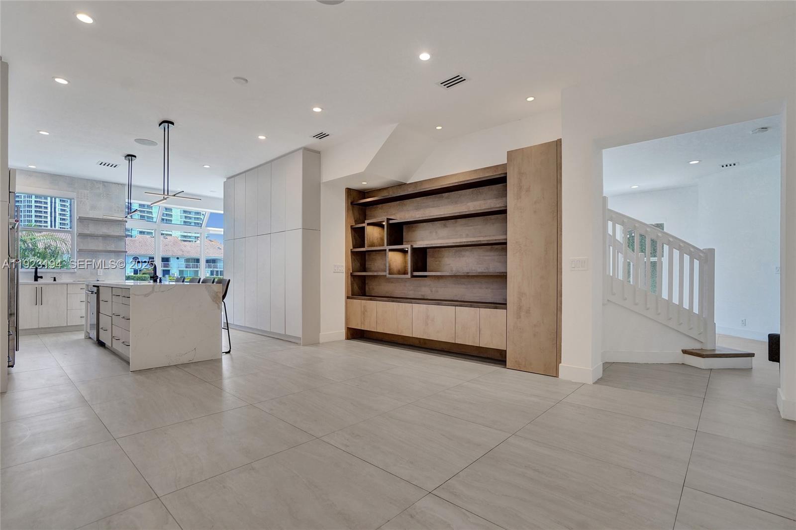 3757 Northeast 208th Terrace Aventura, FL 33180 - Photo 15 of 74