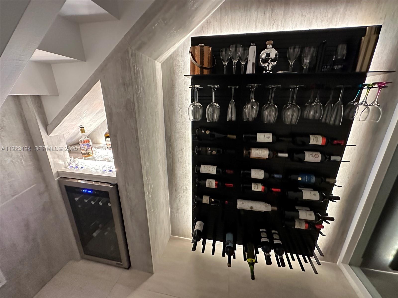 3757 Northeast 208th Terrace Aventura, FL 33180 - Photo 19 of 74