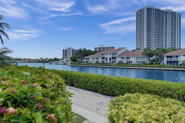 $11,500 | 3757 Northeast 208th Terrace, Aventura, FL 33180