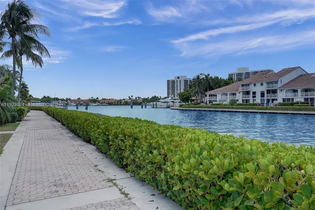 $11,500 | 3757 Northeast 208th Terrace, Aventura, FL 33180