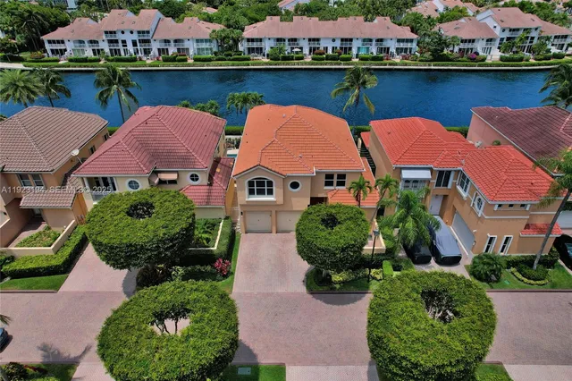 $11,500 | 3757 Northeast 208th Terrace, Aventura, FL 33180