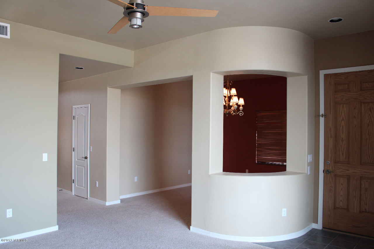 7513 West Dancing Rabbit Court Tucson, AZ 85743 - Photo 15 of 39