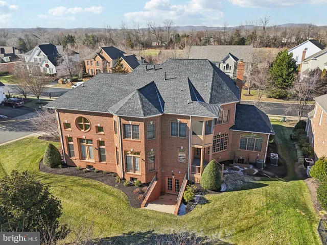 a view of a house with a garage