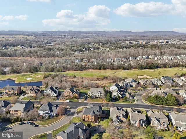 $1,375,000 | 8301 Hancock Court, Gainesville, VA 20155