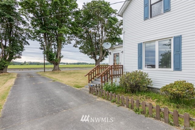 7372 Nooksack Road Everson, WA 98247 - Photo 17 of 25