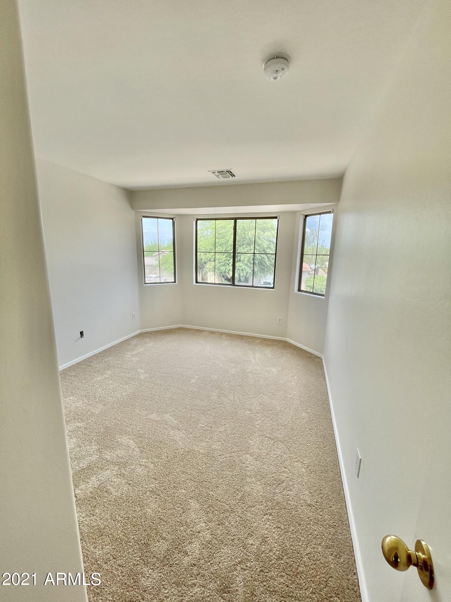 2331 West Darrel Road Phoenix, AZ 85041 - Photo 23 of 34 IMG_1217