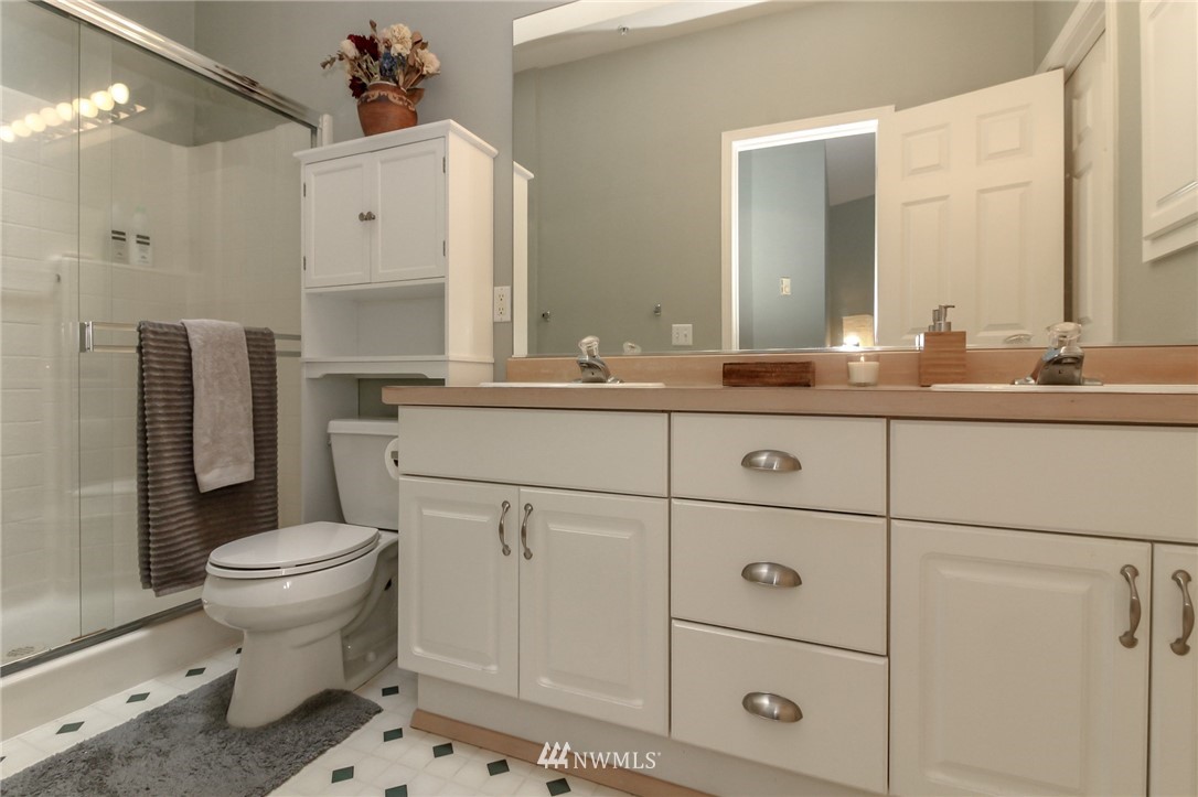 14130 Southeast 171st Way, Unit D303 Renton, WA 98058 - Photo 13 of 24 Gallery Image 13