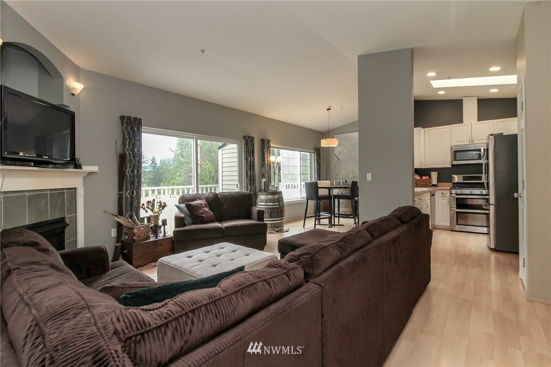 14130 Southeast 171st Way, Unit D303 Renton, WA 98058 - Photo 3 of 24 Gallery Image 3