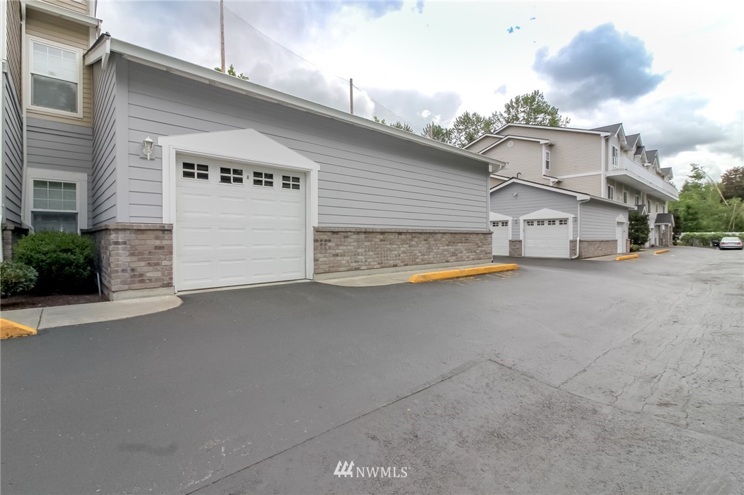 14130 Southeast 171st Way, Unit D303 Renton, WA 98058 - Photo 24 of 24 Gallery Image 24