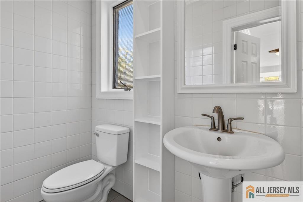 381 Monmouth Road Freehold, NJ 07728 - Photo 41 of 63