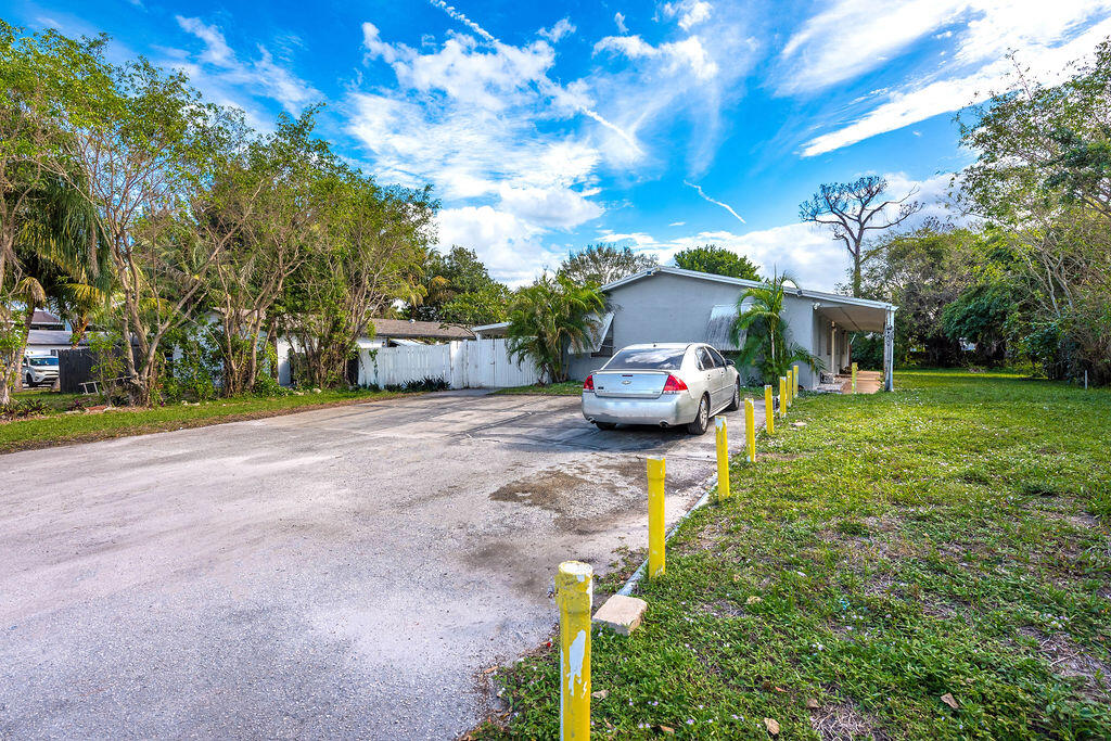 4468 Stevens Road Lake Worth, FL 33461 - Photo 25 of 25 4468StevensRoad,LakeWorth-25