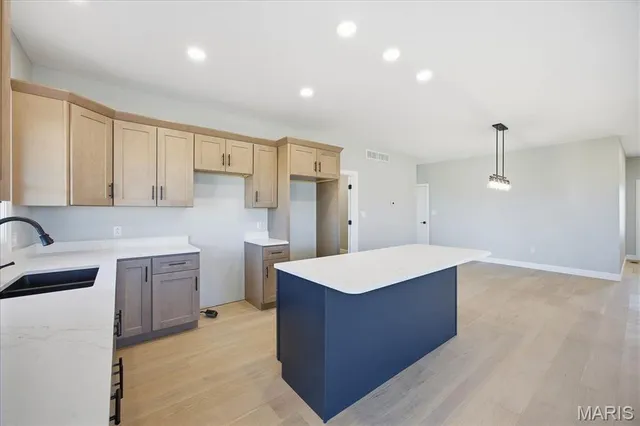 $385,000 | 16639 Pembrooke Court, Carlyle, IL 62231