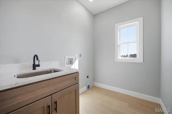 $379,900 | 16617 Pembrooke Court, Carlyle, IL 62231
