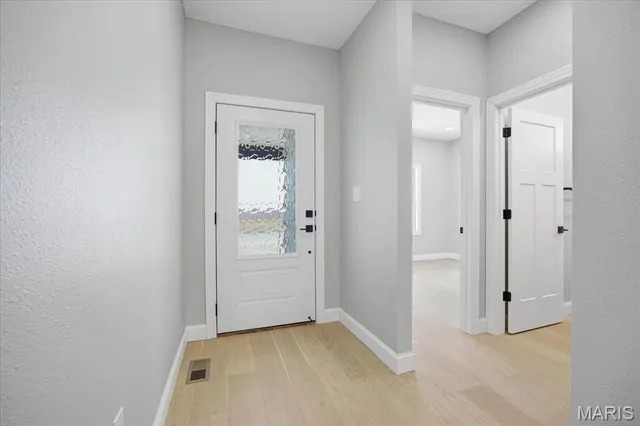 $385,000 | 16639 Pembrooke Court, Carlyle, IL 62231