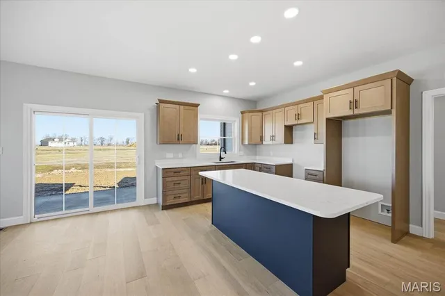 $385,000 | 16639 Pembrooke Court, Carlyle, IL 62231