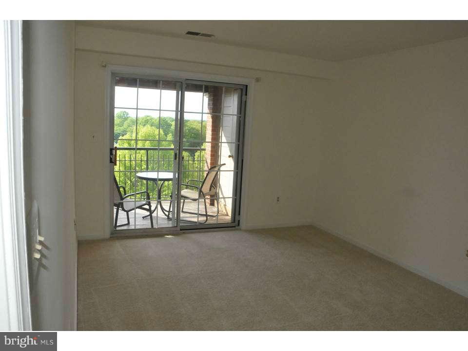 212 Ridgepoint Place, Unit 26 Gaithersburg, MD 20878 - Photo 14 of 18 Bedroom (Master)